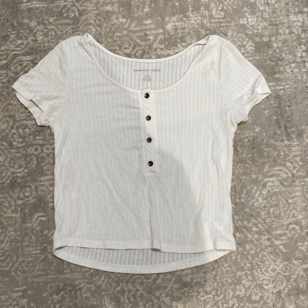 American Eagle flowy shirt